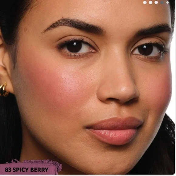 Yves Saint Laurent Make Me Blush 24H Buildable Powder Blush - Picture 2 of 5